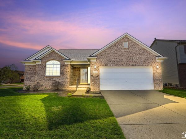 4201 crooked Lane Lane, Newport, MI 48166