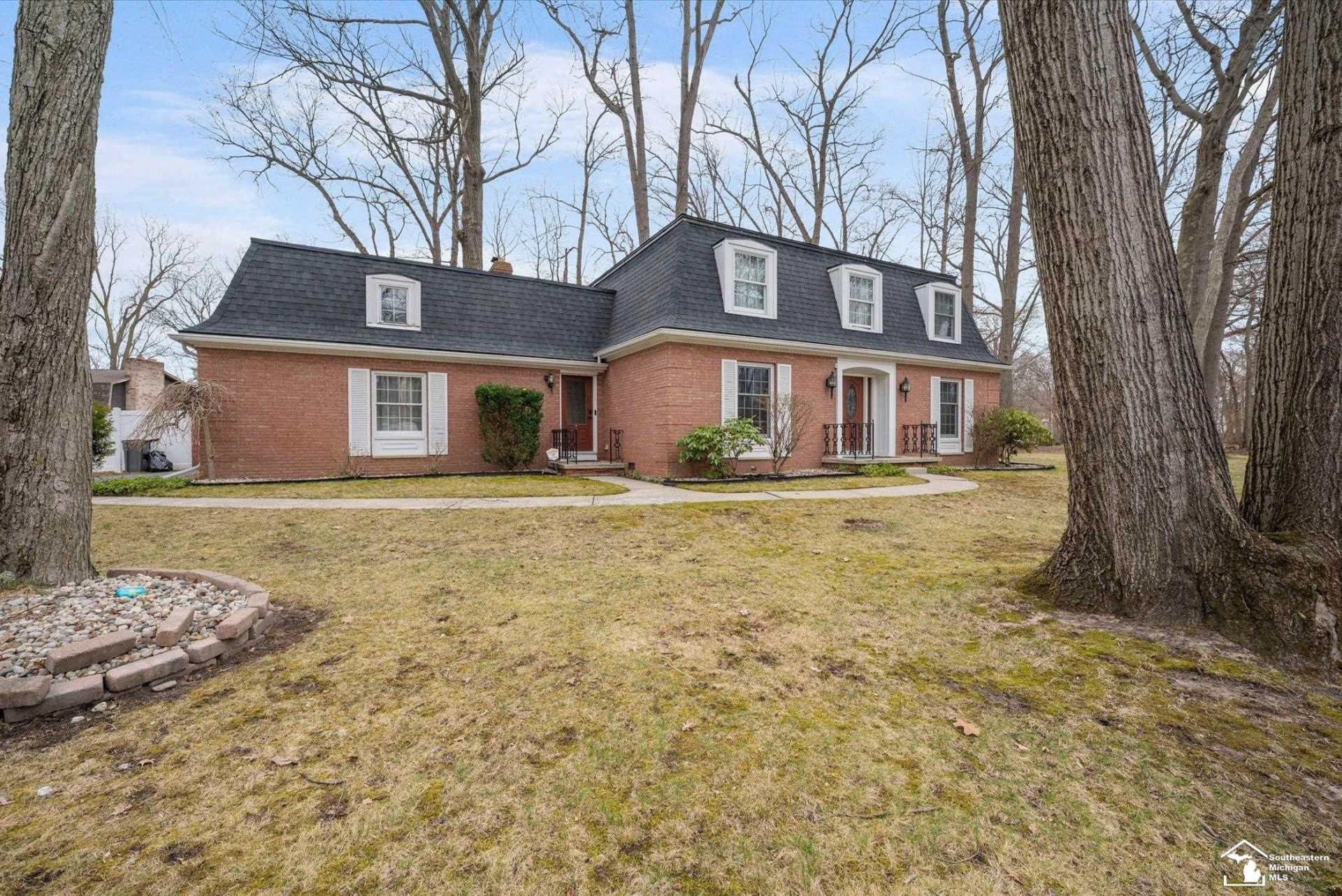 1950 Brookwood Lane, Temperance, MI 48182 Main Photo