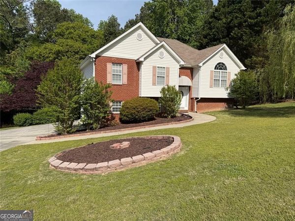 130 Orchard Way SE, Calhoun, GA 30701