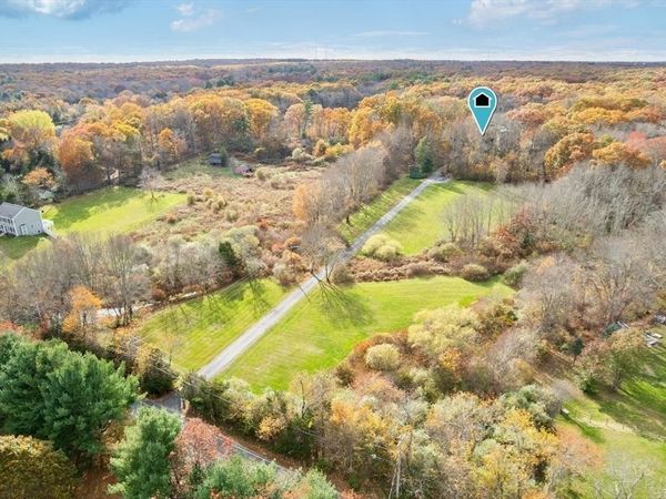 241 Perryville Rd, Rehoboth, MA 02769