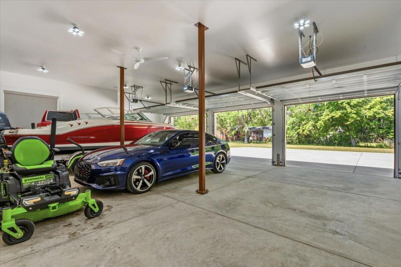 6589 N Highway 17 Photo 10