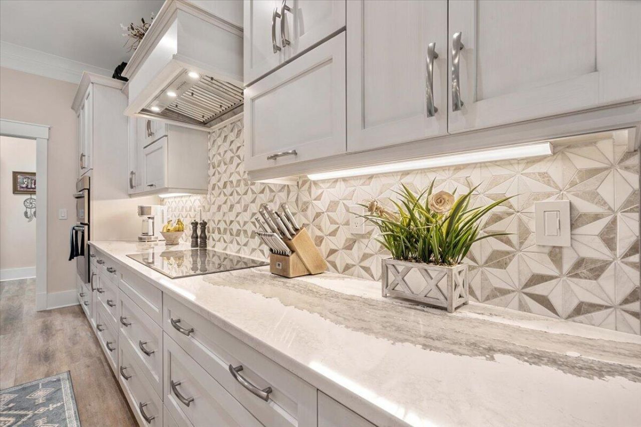 6589 N Highway 17 Photo 32