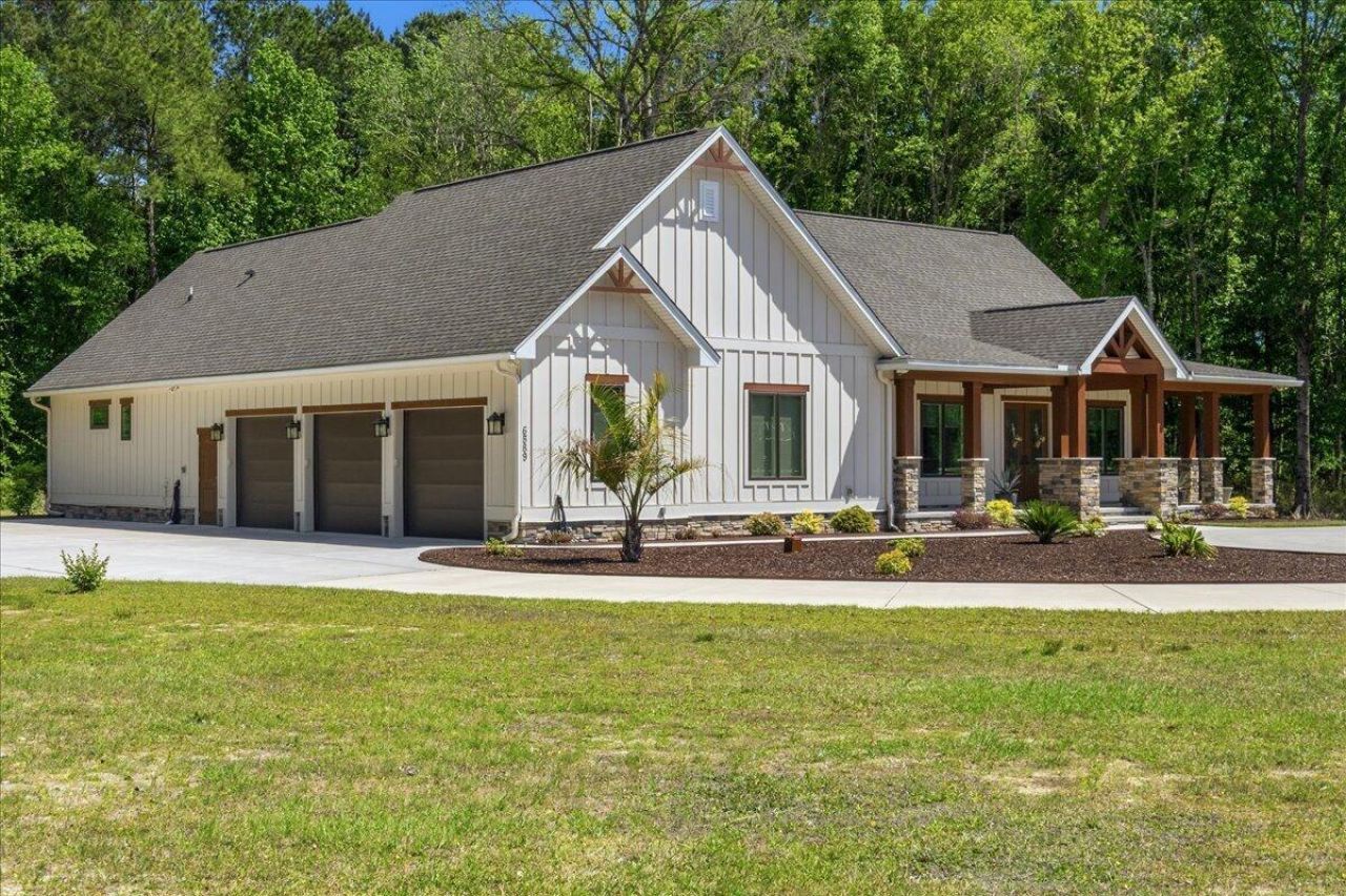 6589 N Highway 17 Photo 5