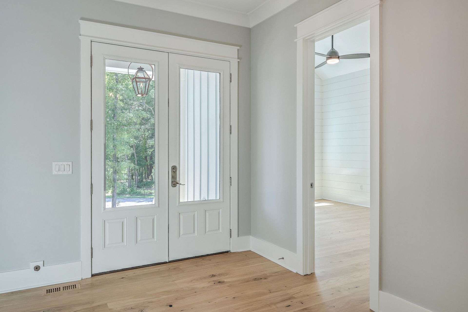 805 Geddings Way Photo 14