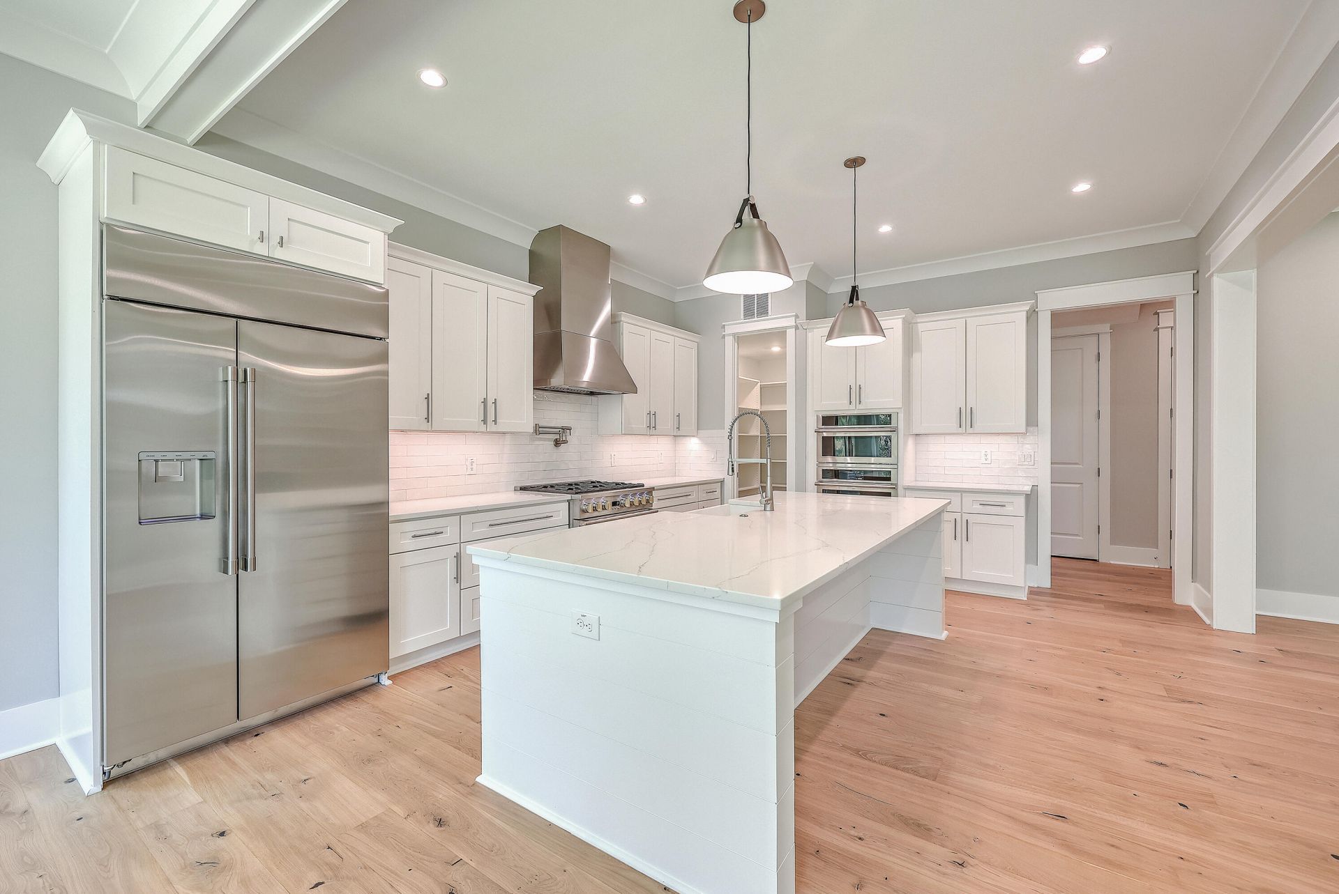 805 Geddings Way Photo 19