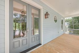 805 Geddings Way photo 4