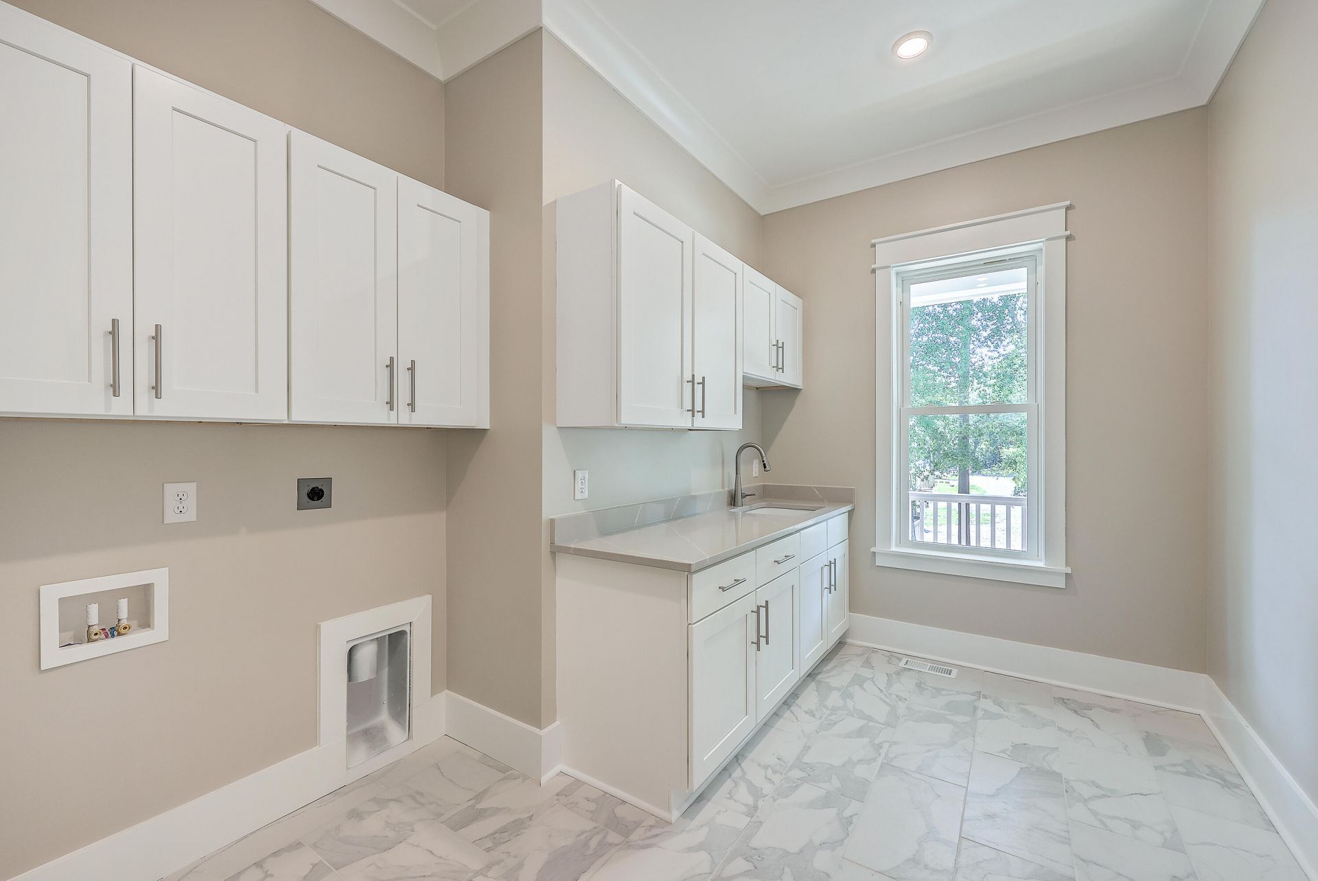 805 Geddings Way Photo 23