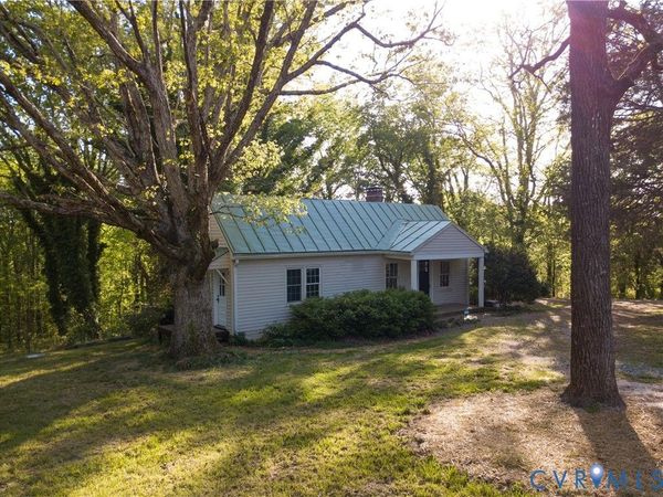 1653 River Road , Crozier, VA 23039