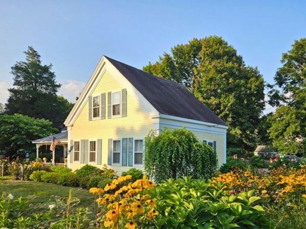 955 Main Street , Osterville, MA 02655