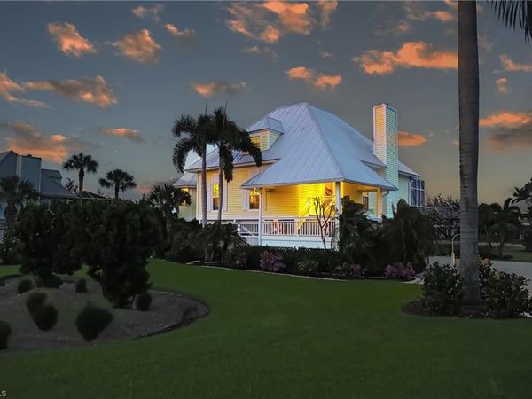 246 Christofer CT, SANIBEL, FL 33957