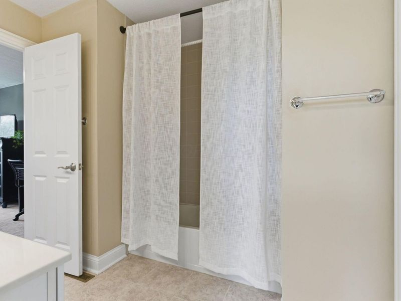 7405 Britts Bend W, New Albany, OH 43054 Photo 86