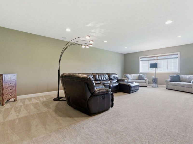 7405 Britts Bend W, New Albany, OH 43054 Photo 97