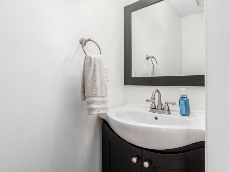 3264 Ebonywood Court , Dublin, OH 43017 Photo 5