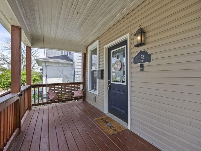 628 E Chestnut Street , Lancaster, OH 43130 Photo 3