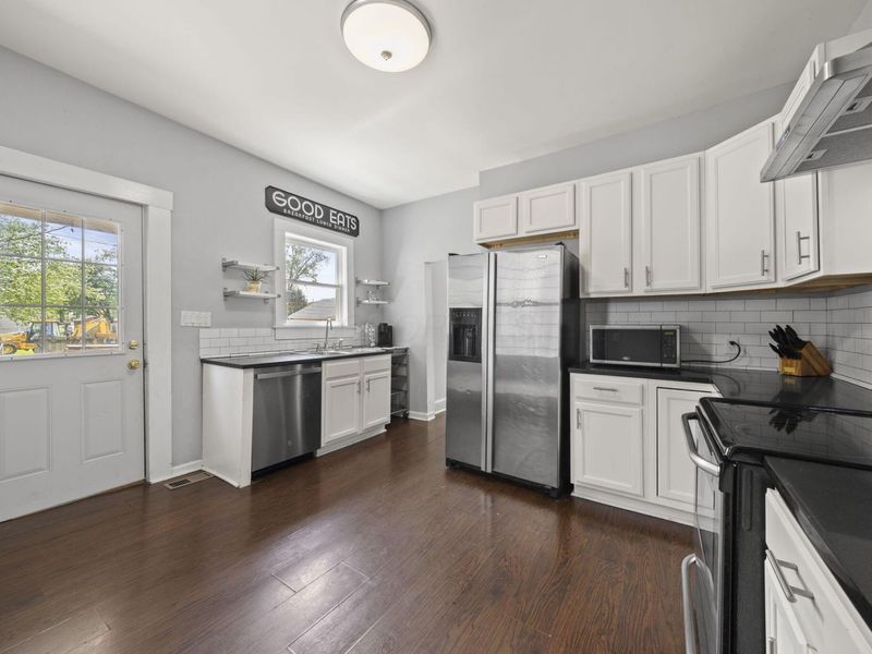 628 E Chestnut Street , Lancaster, OH 43130 Photo 5