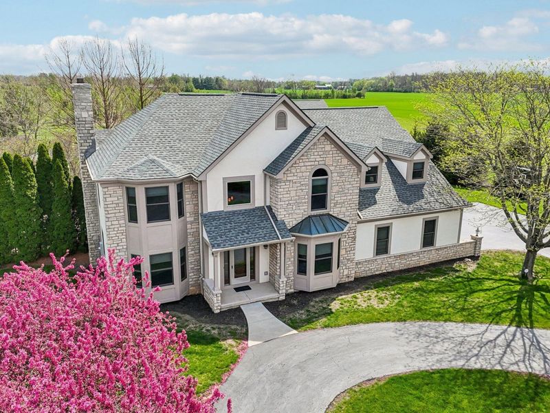 8147 Patterson Road , Hilliard, OH 43026 Photo 2