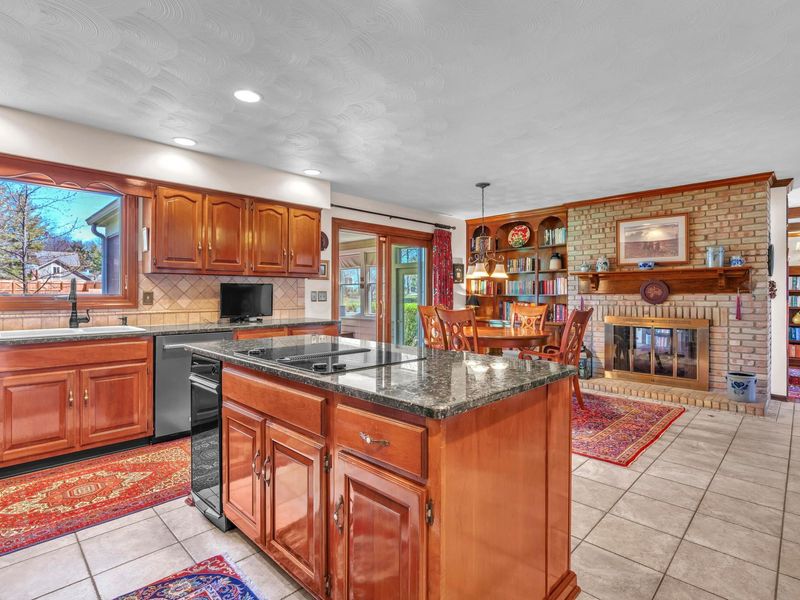 1176 Scarlet Court, Westerville, OH 43081 Photo 17