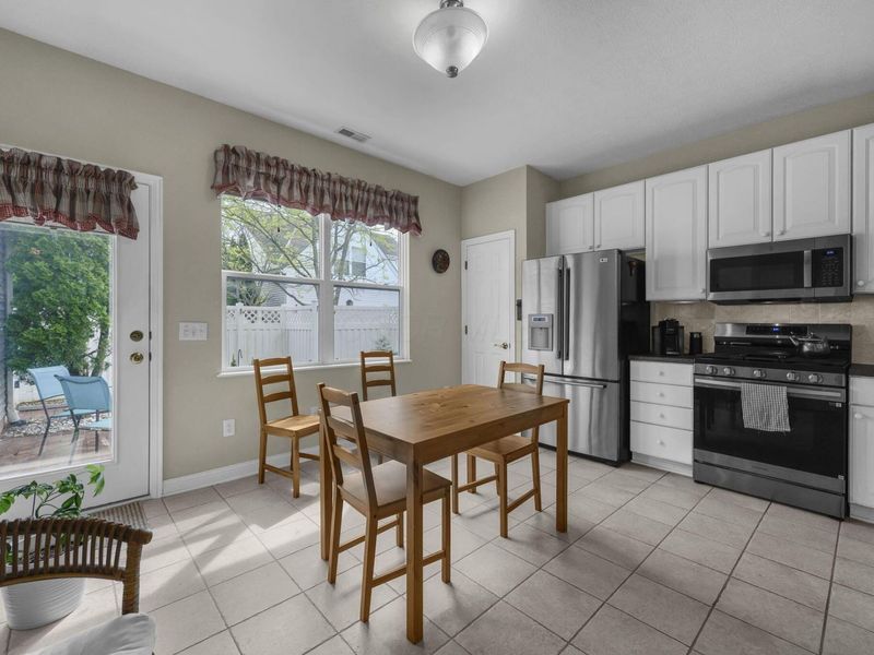 7227 Upper Albany Drive , New Albany, OH 43054 Photo 8