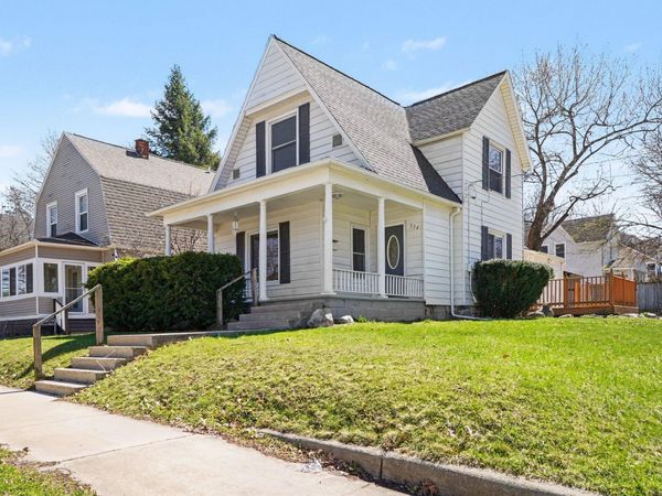 534 Leonard Street NE, Grand Rapids, MI 49503