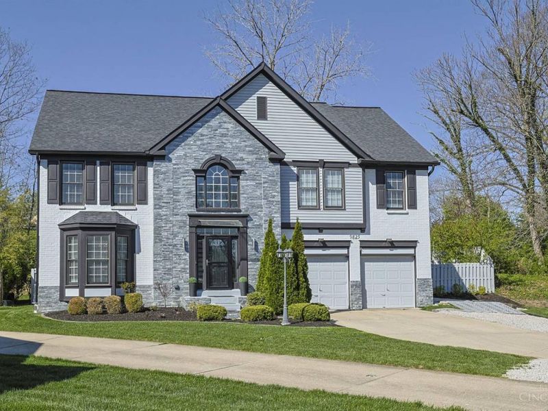 9825 Orchard Club Drive, Montgomery, OH 45242 Photo 1