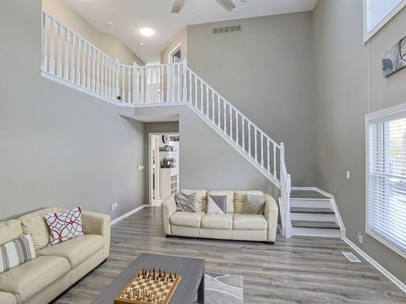 9825 Orchard Club Drive, Montgomery, OH 45242 Photo 11