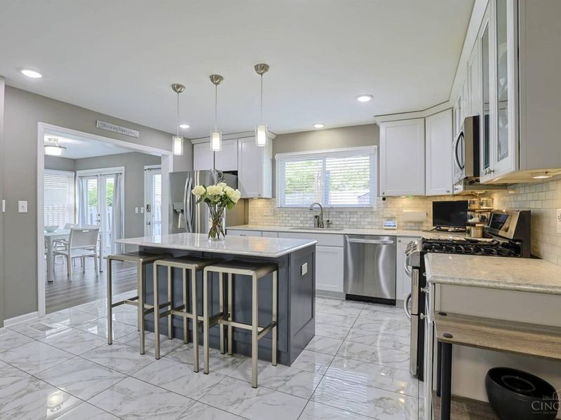 9825 Orchard Club Drive, Montgomery, OH 45242 Photo 17