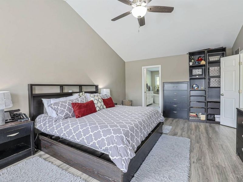 9825 Orchard Club Drive, Montgomery, OH 45242 Photo 27