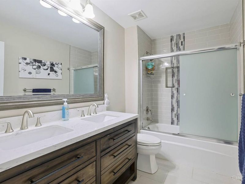 9825 Orchard Club Drive, Montgomery, OH 45242 Photo 47