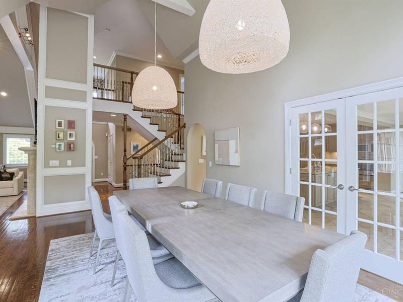 2545 S Rookwood Drive, Cincinnati, OH 45208 Photo 12