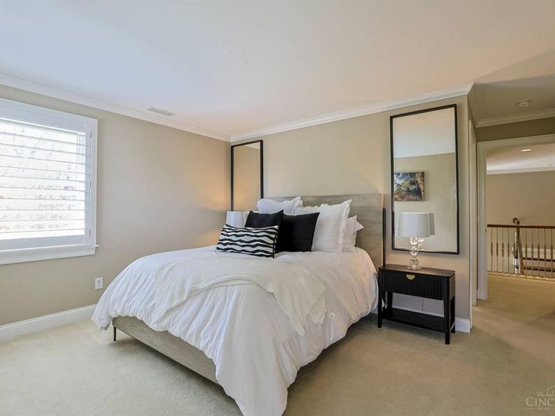 2545 S Rookwood Drive, Cincinnati, OH 45208 Photo 34