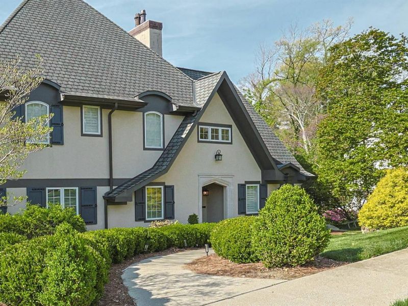 2545 S Rookwood Drive, Cincinnati, OH 45208 Photo 4