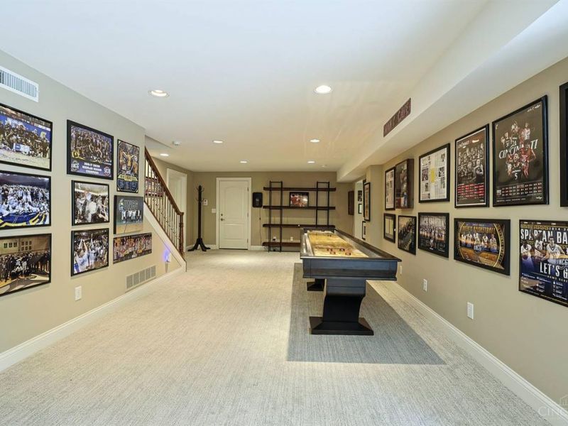 2545 S Rookwood Drive, Cincinnati, OH 45208 Photo 41