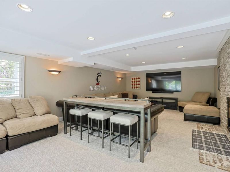 2545 S Rookwood Drive, Cincinnati, OH 45208 Photo 44