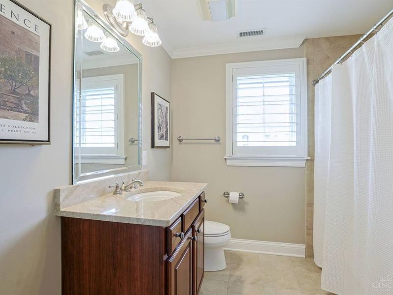 2545 S Rookwood Drive, Cincinnati, OH 45208 Photo 50