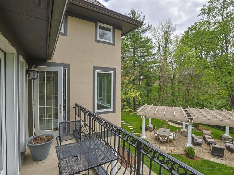 2545 S Rookwood Drive, Cincinnati, OH 45208 Photo 57