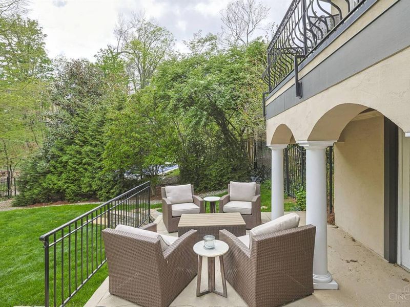 2545 S Rookwood Drive, Cincinnati, OH 45208 Photo 59