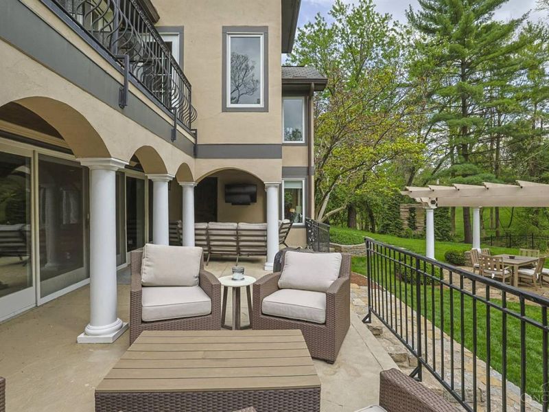 2545 S Rookwood Drive, Cincinnati, OH 45208 Photo 60