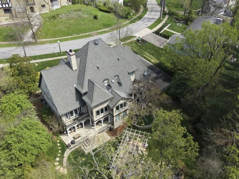 2545 S Rookwood Drive, Cincinnati, OH 45208 Photo 77