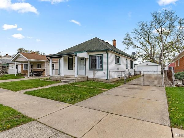 5629 Katherine Street , Dearborn Heights, MI 48125