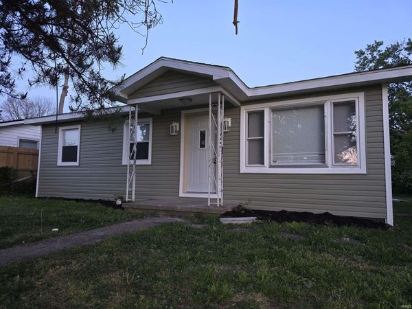 1205 N 14th Street, Vincennes, IN 47591