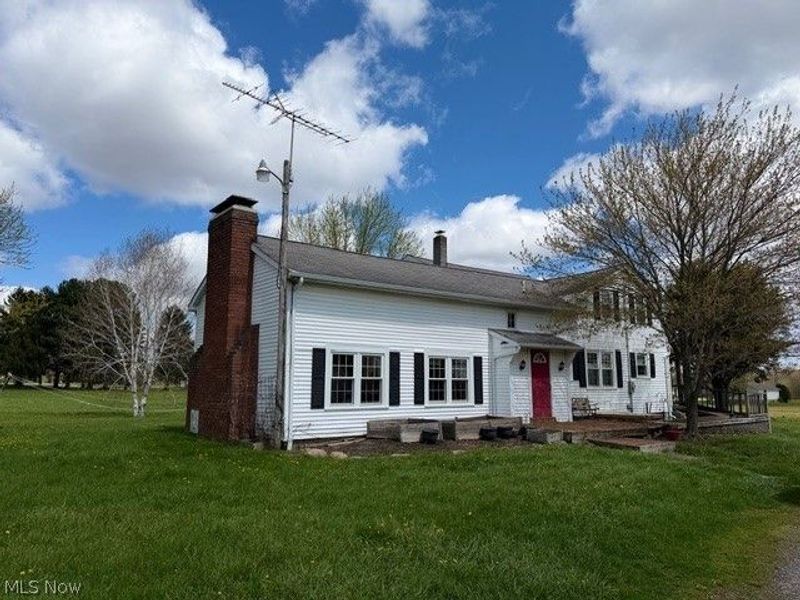 9077 Youngstown Kingsville Road, Farmdale, OH 44417 Photo 2