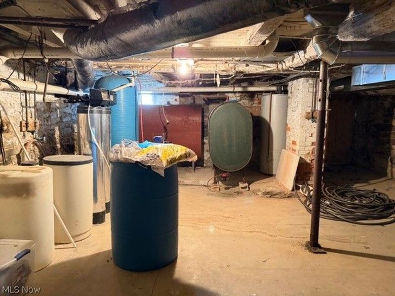 9077 Youngstown Kingsville Road, Farmdale, OH 44417 Photo 23