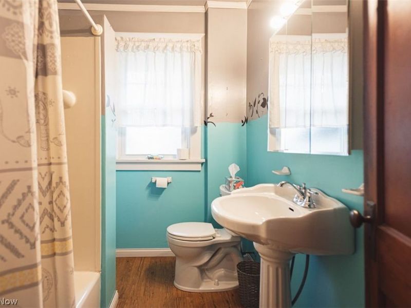 33 N Hartford Avenue, Youngstown, OH 44509 Photo 10