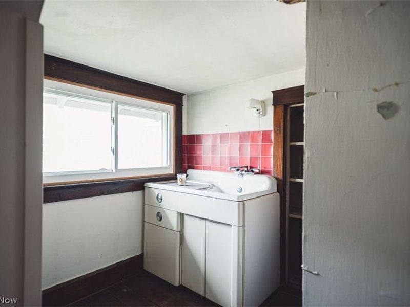 33 N Hartford Avenue, Youngstown, OH 44509 Photo 17