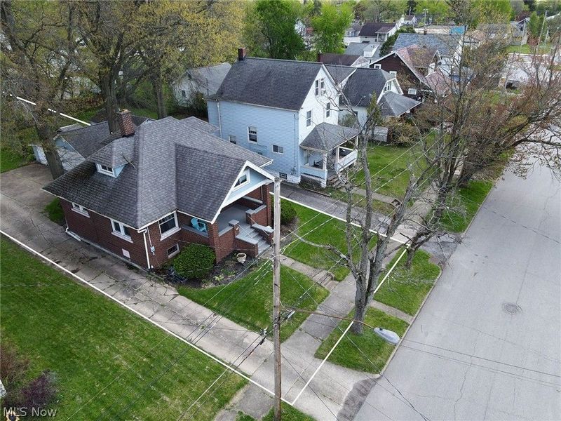 33 N Hartford Avenue, Youngstown, OH 44509 Photo 2