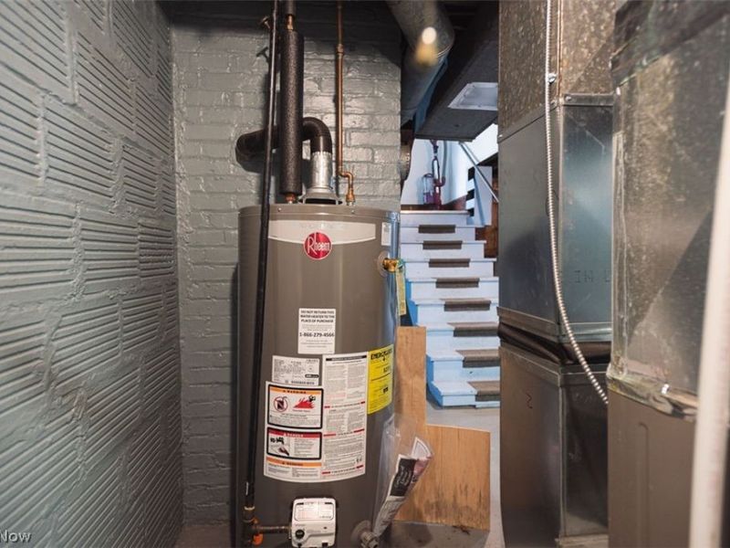 33 N Hartford Avenue, Youngstown, OH 44509 Photo 20