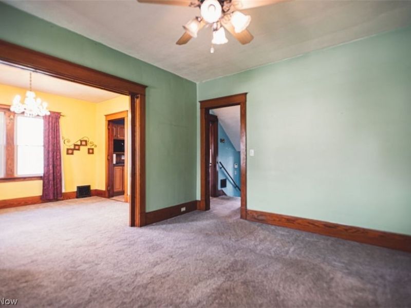 33 N Hartford Avenue, Youngstown, OH 44509 Photo 3