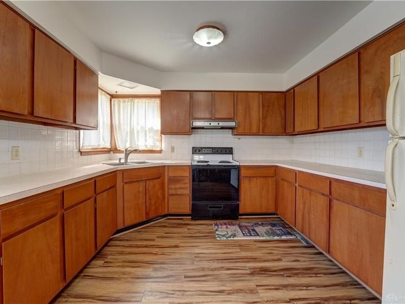 219 Hart Avenue, Greenville, OH 45331 Photo 6