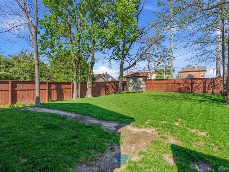 138 N Mulberry Street, Wilmington, OH 45177 Photo 7