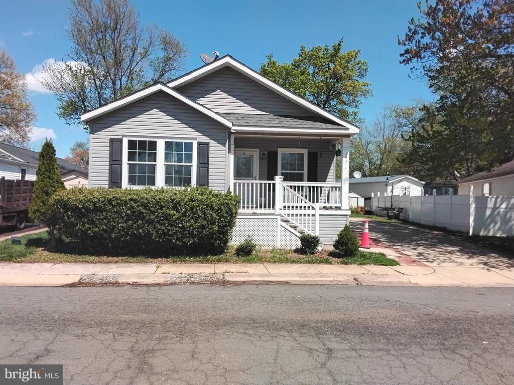 14514 Iberia Circle , Chantilly, VA 20151 Main Photo